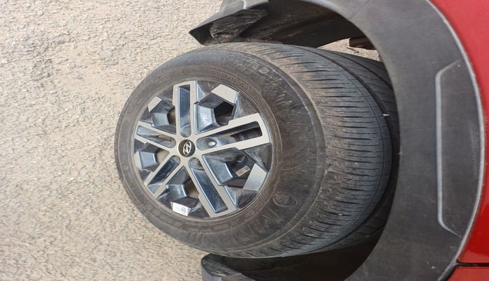 2023 Hyundai VENUE SX (O) 1.0 TURBO DCT, Petrol, Automatic, 14,000 km, tyre