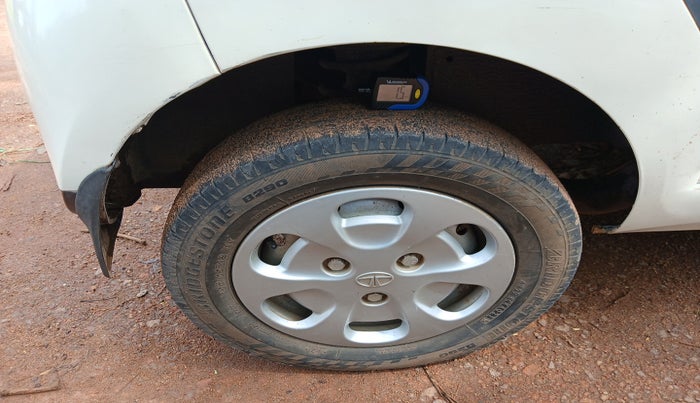 2014 Tata Nano TWIST XT, Petrol, Manual, 52,819 km, tyre