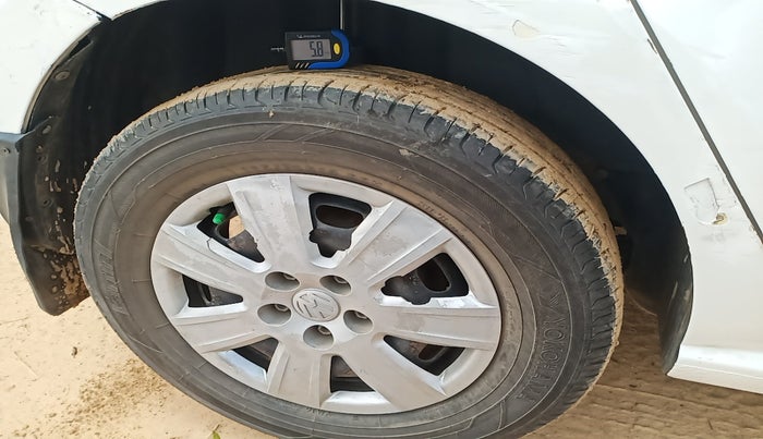 2012 Volkswagen Polo TRENDLINE 1.2L DIESEL, Diesel, Manual, 1,80,355 km, tyre