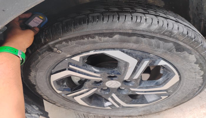 2024 Maruti BREZZA LXI, Petrol, Manual, 10,896 km, tyre