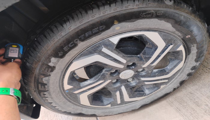 2024 Maruti BREZZA LXI, Petrol, Manual, 10,896 km, tyre
