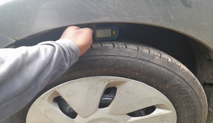 2014 Maruti Celerio VXI AMT, Petrol, Automatic, 1,14,271 km, tyre