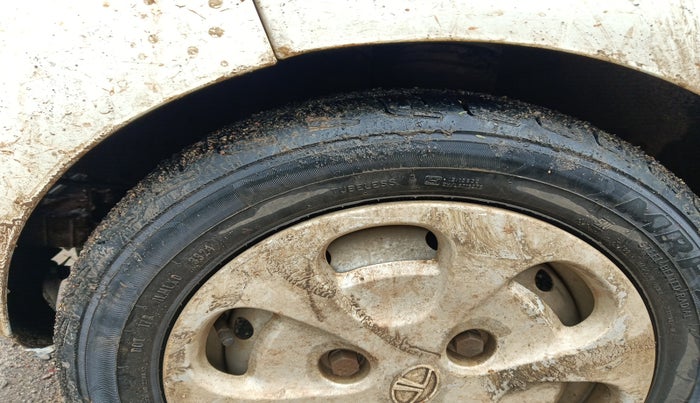 2016 Tata Nano LX, Petrol, Manual, 49,400 km, tyre