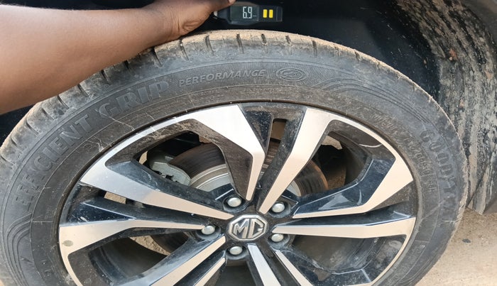 2023 MG HECTOR SAVVY PRO 1.5 TURBO CVT PETROL, Petrol, Automatic, 6,750 km, tyre