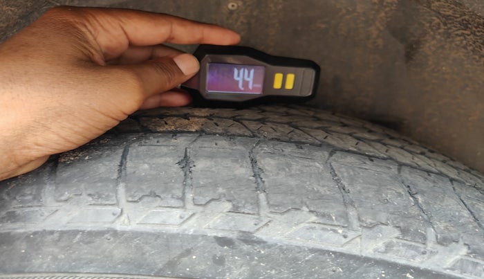 2021 Mahindra XUV500 W7, Diesel, Manual, 38,775 km, tyre