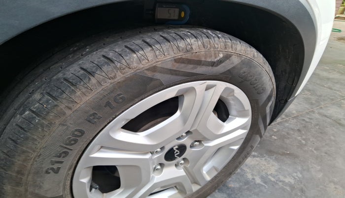 2023 KIA SONET HTK PLUS 1.5 IMT, Diesel, Manual, 28,369 km, tyre