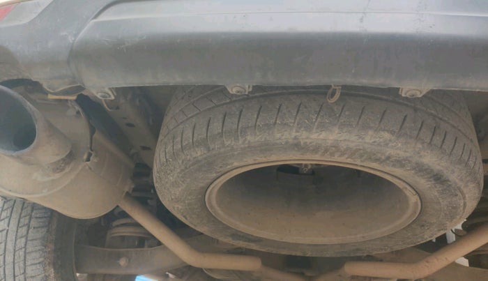 2011 Mahindra XUV500 W8, Diesel, Manual, 1,76,606 km, tyre