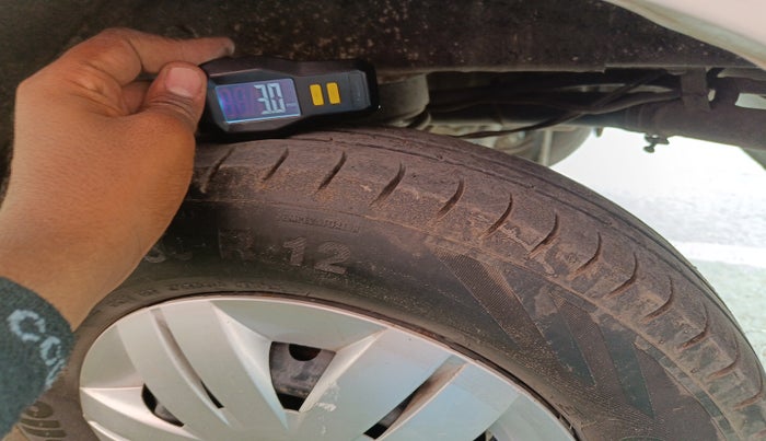 2019 Maruti Alto LXI, Petrol, Manual, 1,67,170 km, tyre