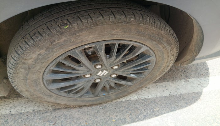 2021 Maruti XL6 ZETA AT, Petrol, Automatic, 21,466 km, tyre