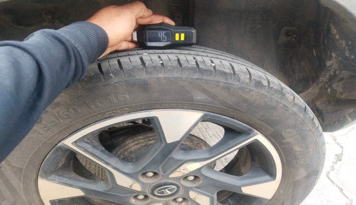2022 Tata PUNCH CREATIVE  AMT, Petrol, Automatic, 28,058 km, tyre