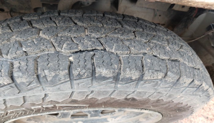 2019 Mahindra Bolero POWER PLUS SLX, Diesel, Manual, 1,04,325 km, tyre