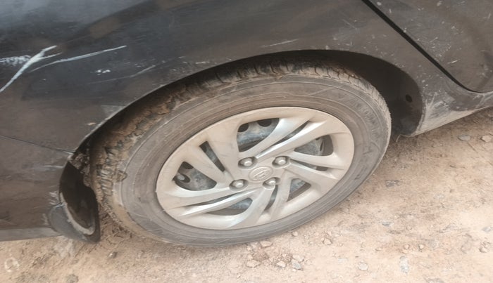2022 Hyundai AURA S 1.2 CNG, Petrol, Manual, 60,370 km, tyre