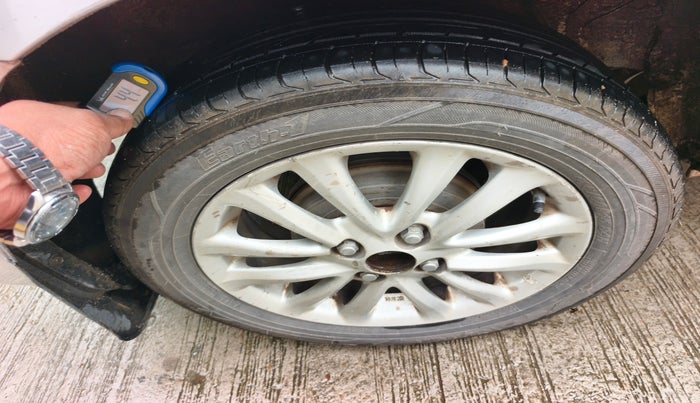 2015 Toyota Etios VX-D, Diesel, Manual, 1,84,323 km, tyre