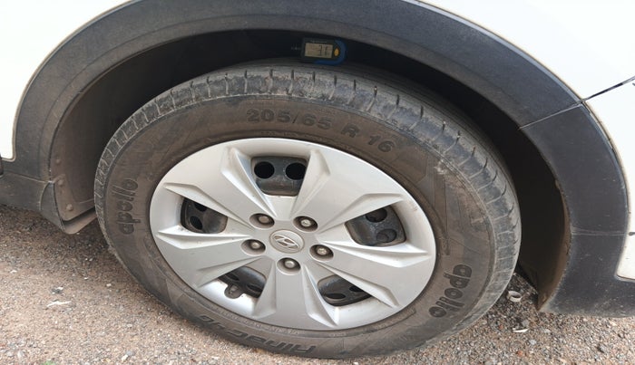 2018 Hyundai Creta E PLUS 1.4 DIESEL, Diesel, Manual, 1,56,367 km, tyre
