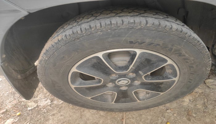 2018 Renault Duster RXS CVT, Petrol, Automatic, 91,595 km, tyre
