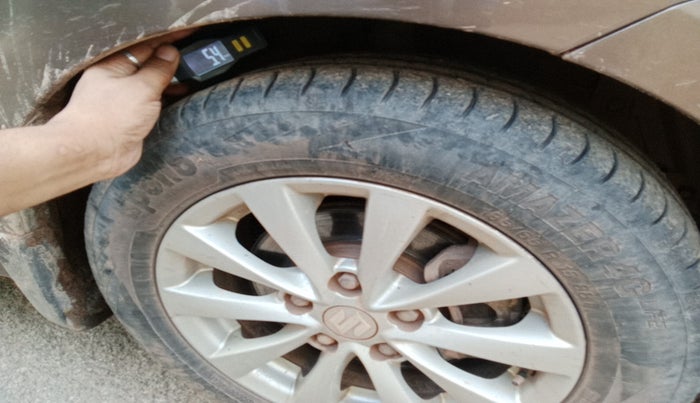 2012 Maruti Ertiga ZDI, Diesel, Manual, 1,58,626 km, tyre