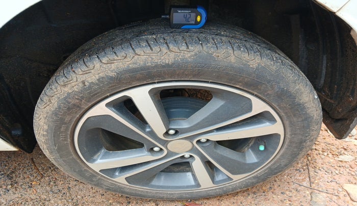 2022 Tata ALTROZ XZ PETROL, Petrol, Manual, 29,213 km, tyre