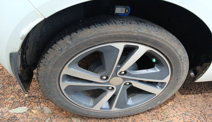 2022 Tata ALTROZ XZ PETROL, Petrol, Manual, 29,213 km, tyre
