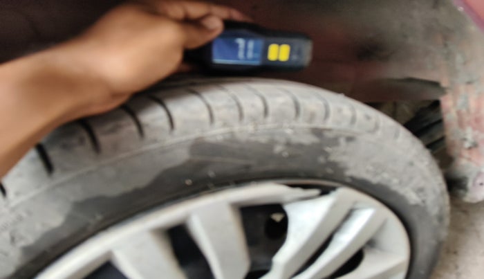 2011 Maruti Wagon R 1.0 VXI, Petrol, Manual, 62,485 km, tyre