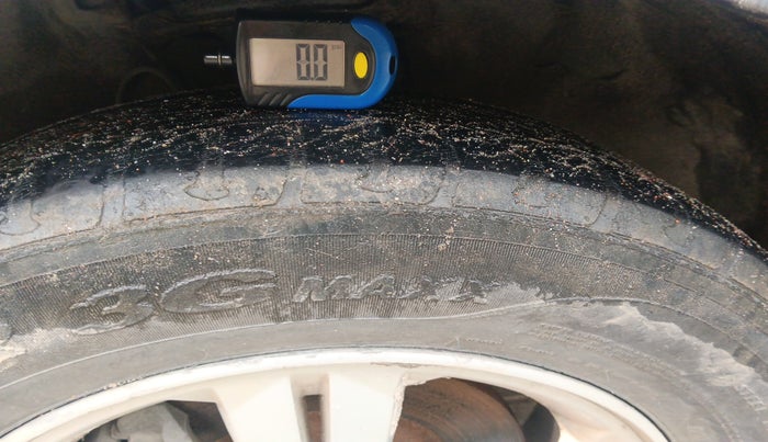 2010 Hyundai i20 ASTA 1.2, Petrol, Manual, 89,336 km, tyre