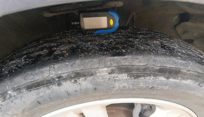 2010 Hyundai i20 ASTA 1.2, Petrol, Manual, 89,336 km, tyre