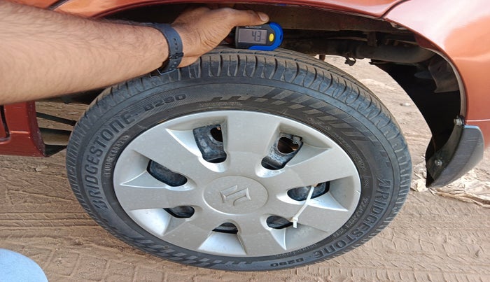 2010 Maruti Alto K10 VXI, Petrol, Manual, 1,12,577 km, tyre