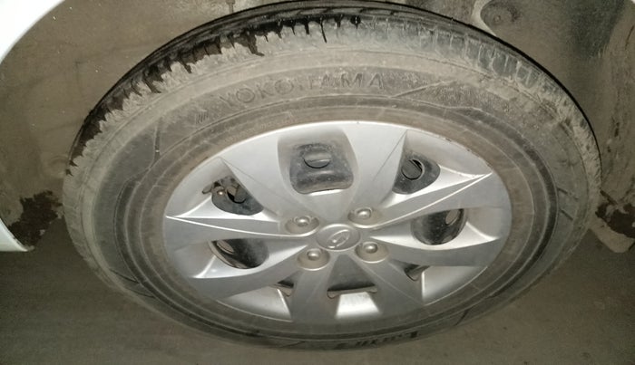 2019 Hyundai Elite i20 MAGNA PLUS 1.2, Petrol, Manual, 70,716 km, tyre