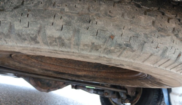 2013 Mahindra Scorpio VLX 2WD AIRBAG, Diesel, Manual, 1,47,292 km, tyre