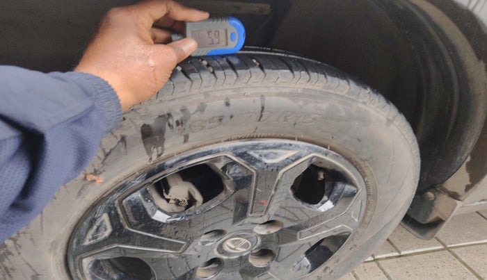 2023 Tata PUNCH ACCOMPLISHED AMT, Petrol, Automatic, 7,038 km, tyre