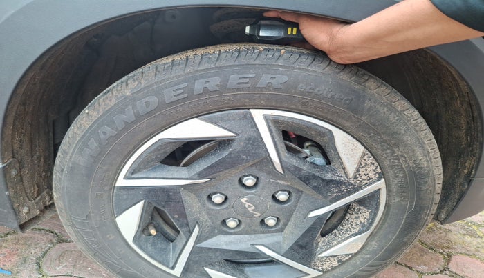 2024 KIA SONET HTK (O) 1.2 Petrol MT, Petrol, Manual, 3,778 km, tyre