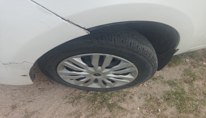2010 Tata Indica Vista AQUA TDI, Diesel, Manual, 1,74,265 km, tyre