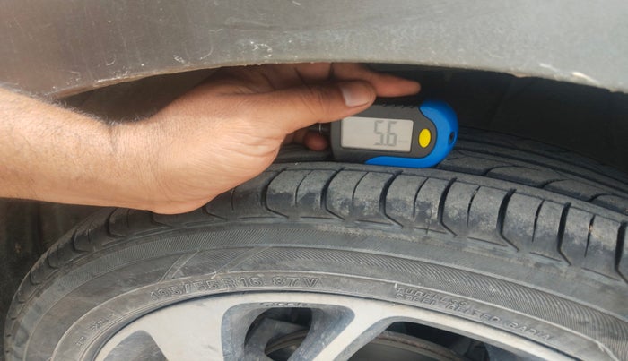 2019 Toyota Glanza G, Petrol, Manual, 1,29,005 km, tyre
