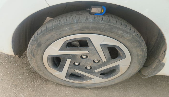 2023 Hyundai GRAND I10 NIOS SPORTZ 1.2 KAPPA VTVT CNG, Petrol, Manual, 35,440 km, tyre