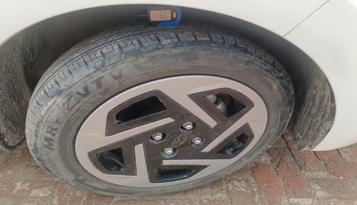 2023 Hyundai GRAND I10 NIOS SPORTZ 1.2 KAPPA VTVT, Petrol, Manual, 29,283 km, tyre