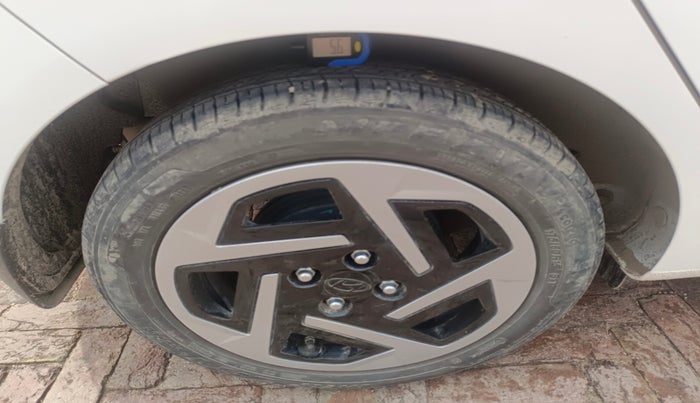 2023 Hyundai GRAND I10 NIOS SPORTZ 1.2 KAPPA VTVT, Petrol, Manual, 29,283 km, tyre