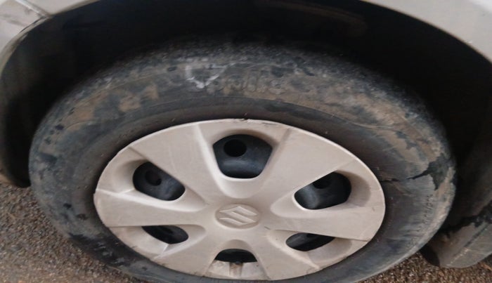 2012 Maruti Ritz VDI, Diesel, Manual, 1,08,337 km, tyre