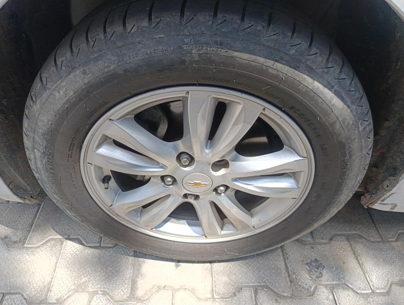 2013 Chevrolet Cruze LTZ, Diesel, Manual, 67,233 km, tyre