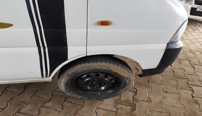 2019 Maruti Eeco 5 STR WITH A/C+HTR, Petrol, Manual, 1,69,443 km, tyre
