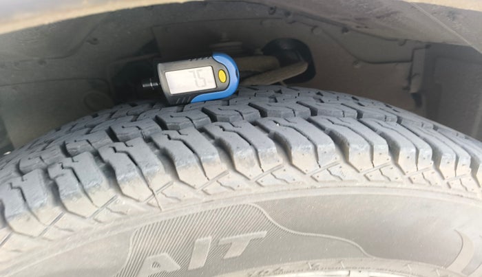 2018 Tata Hexa XE 4X2 7 STR, Diesel, Manual, 91,677 km, tyre