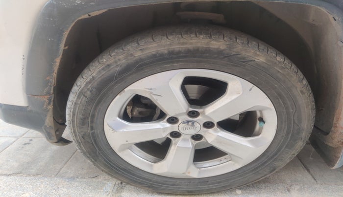 2017 Jeep Compass LONGITUDE 2.0 DIESEL, Diesel, Manual, 98,491 km, tyre