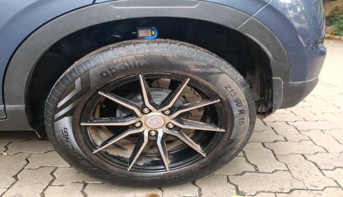2022 Hyundai VENUE S+ 1.2, Petrol, Manual, 33,621 km, tyre