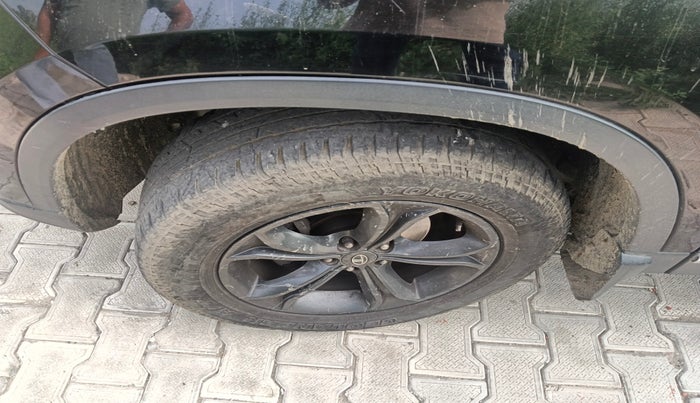 2019 Tata Harrier XZ 2.0L DARK EDITION, Diesel, Manual, 1,58,562 km, tyre