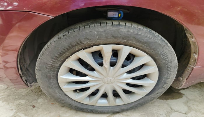 2014 Maruti Ciaz VDI +, Diesel, Manual, 1,52,318 km, tyre