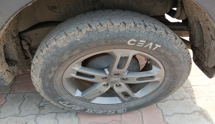 2021 Mahindra Thar LX PETROL HT 4WD AT, Petrol, Automatic, 42,477 km, tyre