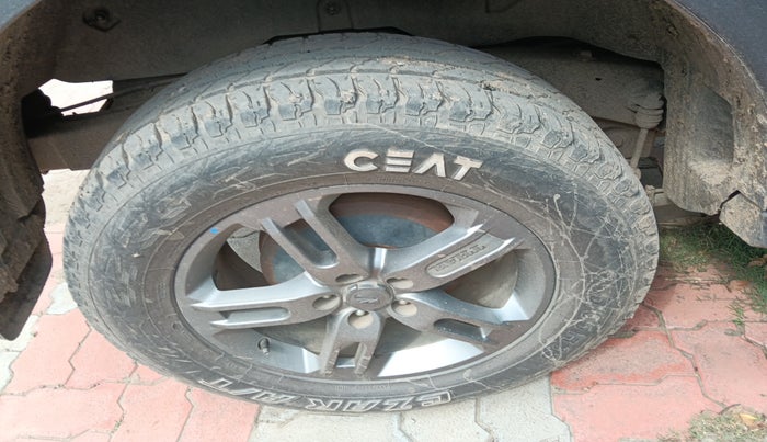 2021 Mahindra Thar LX PETROL HT 4WD AT, Petrol, Automatic, 42,477 km, tyre