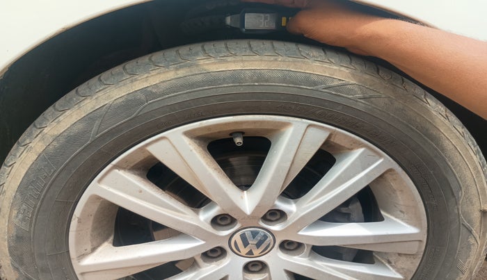 2012 Volkswagen Polo HIGHLINE DIESEL, Diesel, Manual, 90,595 km, tyre