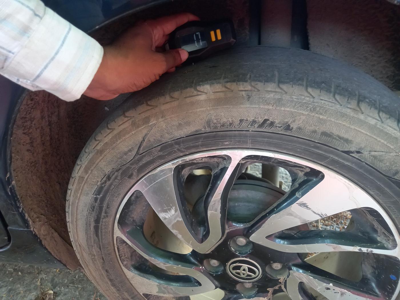2020 Toyota Glanza G, Petrol, Manual, 1,30,550 km, tyre