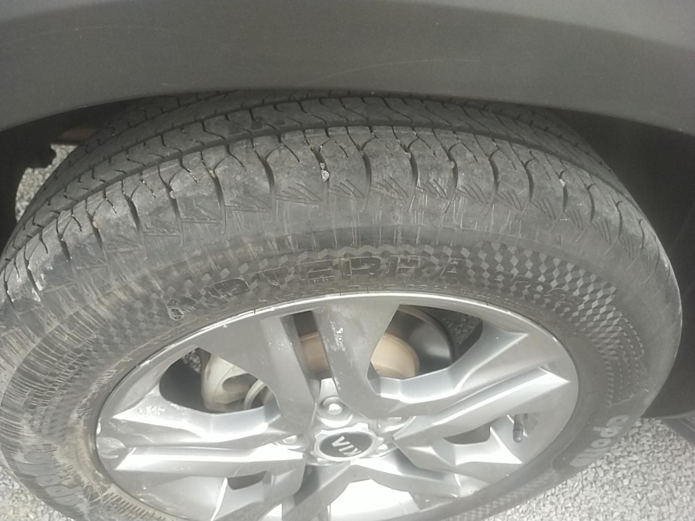 2020 KIA SELTOS HTX 1.5 PETROL, Petrol, Manual, 89,000 km, tyre