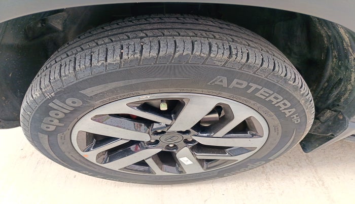 2023 Tata Harrier XZA + O 2.0L RED DARK EDITION 5 STR, Diesel, Automatic, 36,138 km, tyre