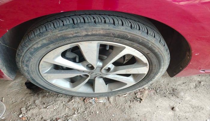2015 Hyundai Elite i20 ASTA 1.4 CRDI, Diesel, Manual, 1,30,163 km, tyre